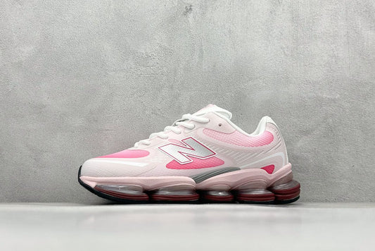 New Balance 2000 pink and white  (POR PEDIDOS)