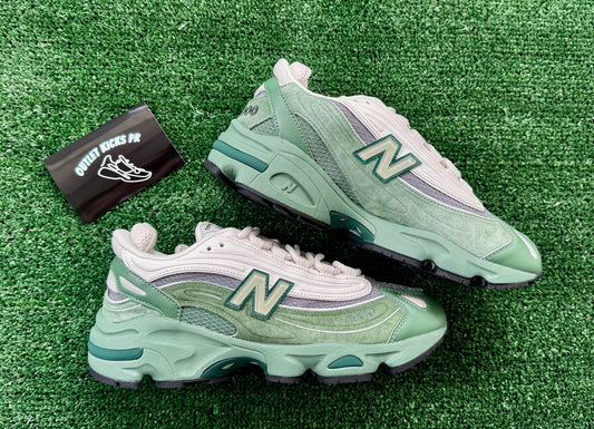 New balance 1000 verde (A la mano)