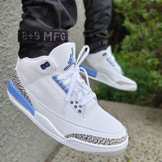 Jordan retro 3 UNC white Blue A LA MANO)